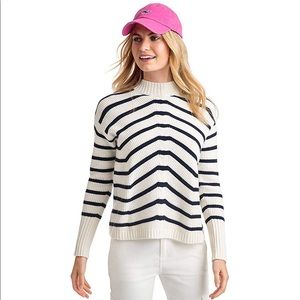NWT VINEYARD VINES CABLE STRIPED SWEATER (SIZE:M)
